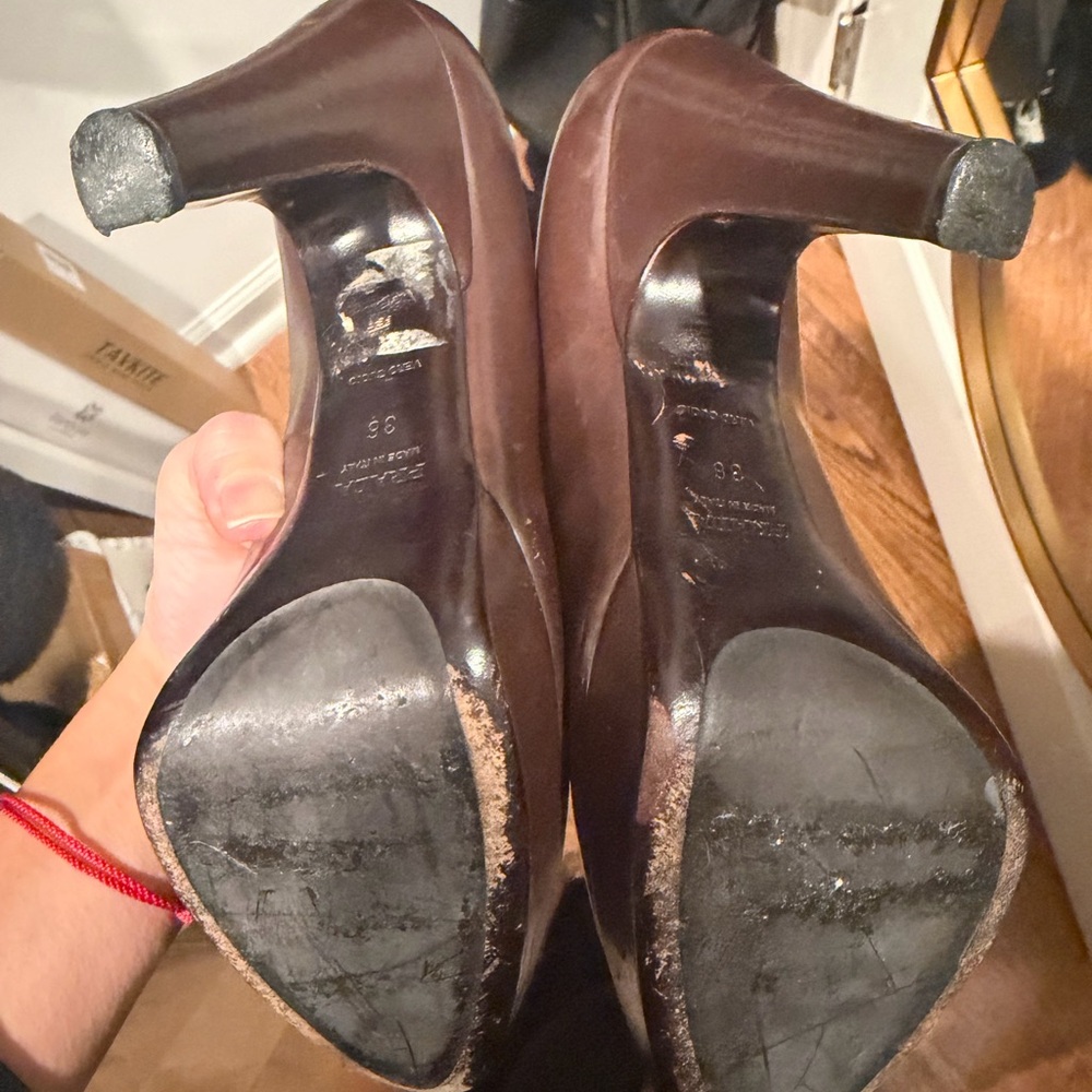 Prada Women's Dark Brown Leather Flats late 1990’s early 2000’s - Picture 4 of 7